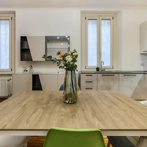 pollaiuolo-apartment-by-betterplazed.italymilanhotels.net/